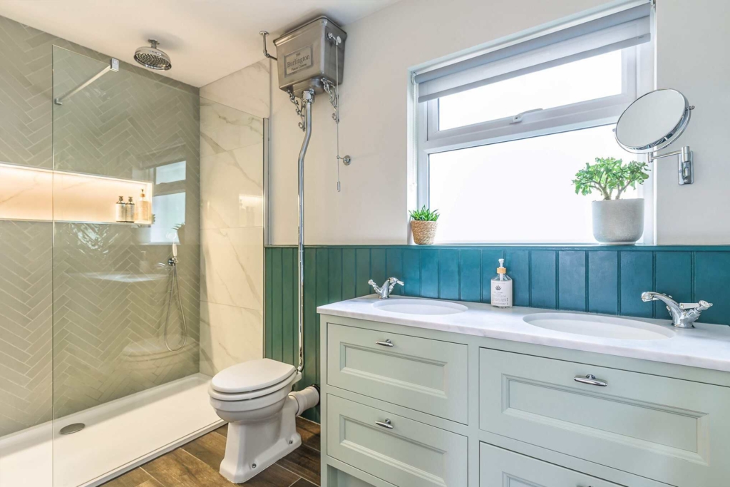 Traditional Bathroom