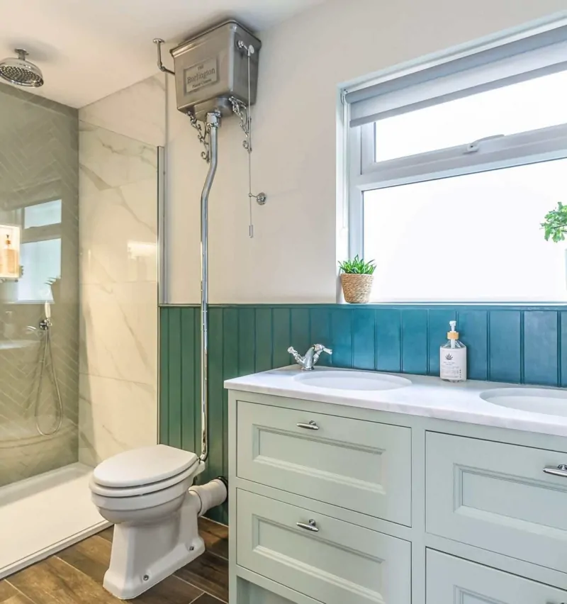 Traditional Bathroom