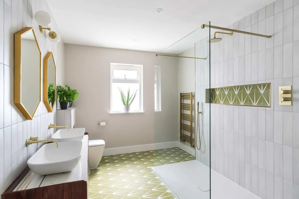 Wet room installation