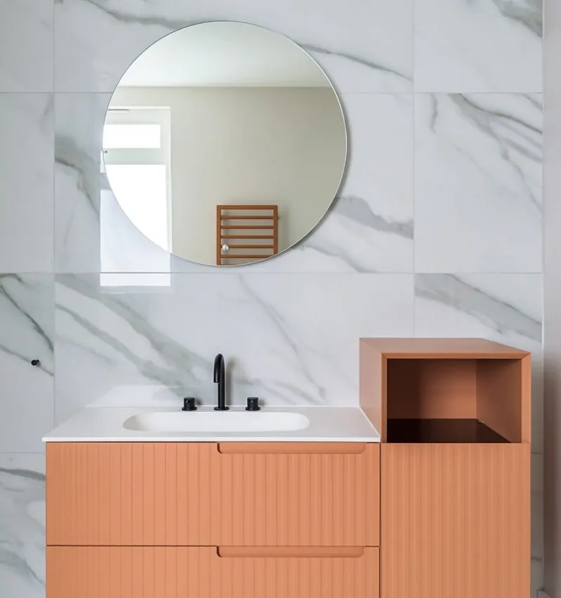 Contemporary Guest Bathroom with Feature Vanity